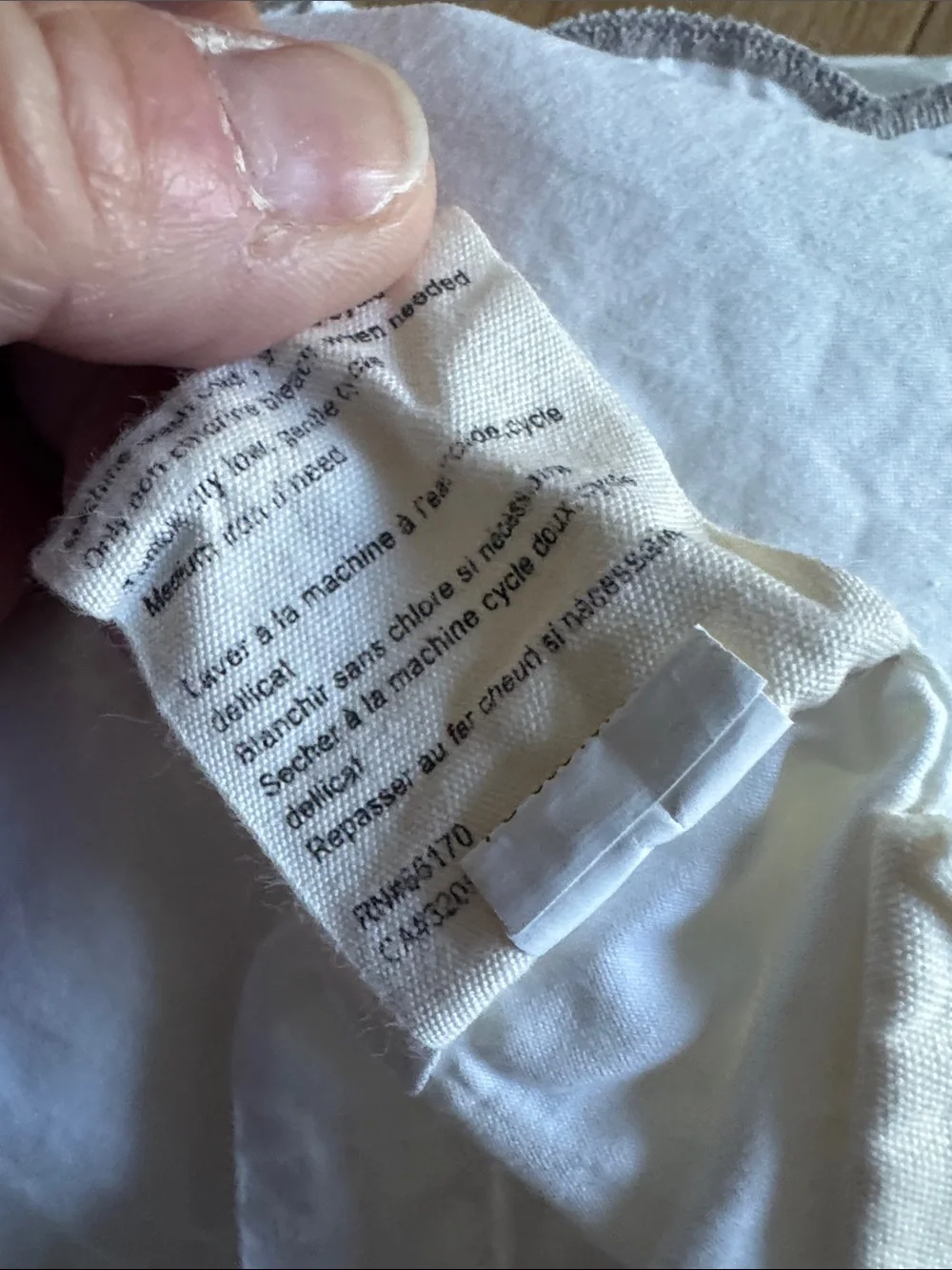 Anthropologie petunia king flat White Eyelet Embroidered sheet